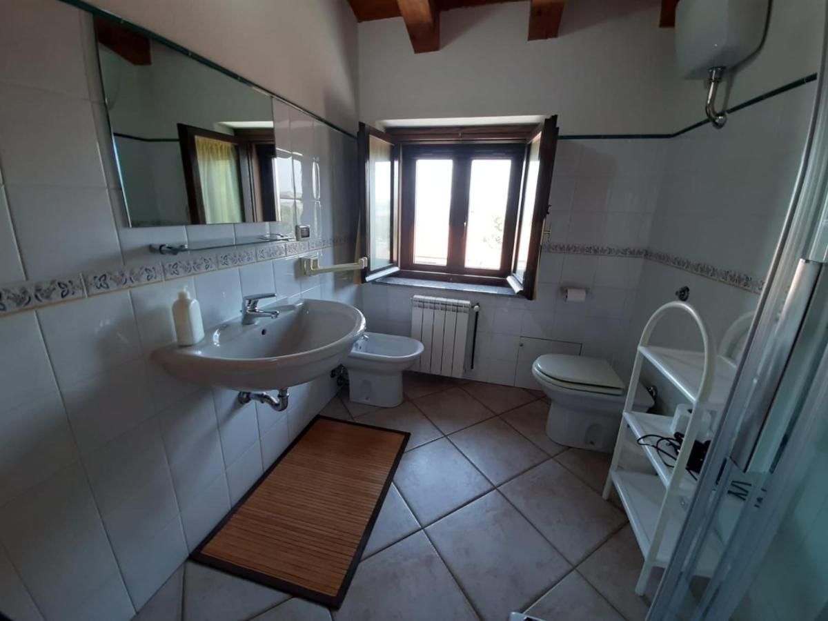 B&B Casa Ghiani Isili ภายนอก รูปภาพ